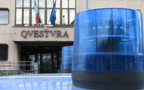 Prato, operazione della Polizia in via Puccini svela bisca illegale