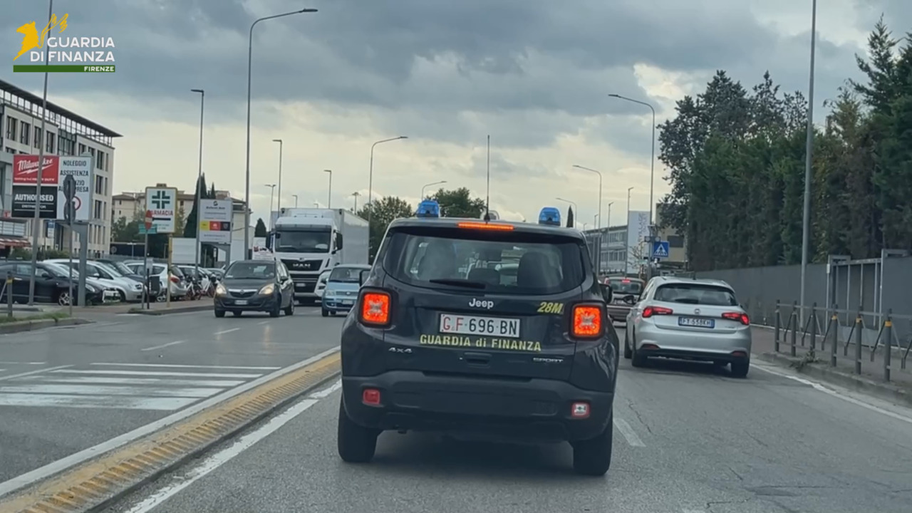 Tre immobili confiscati a imprenditore pratese