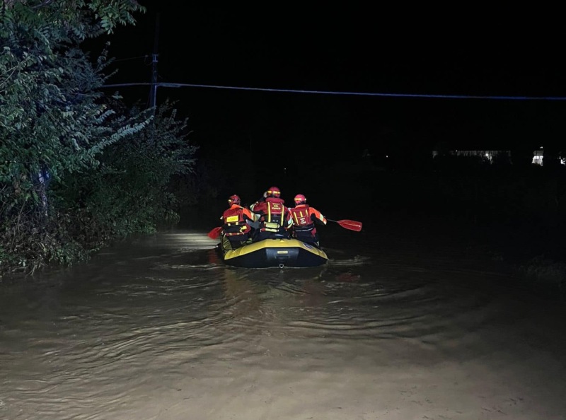 Soccorso a Prato: uomo di 65 anni cade lungo il sentiero del fiume Bisenzio