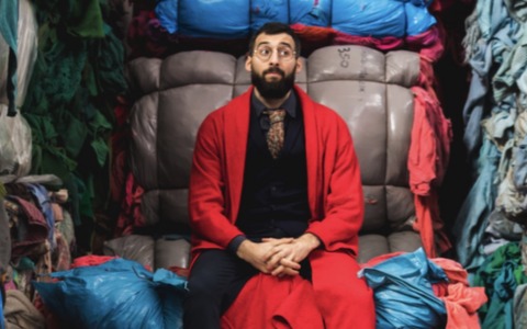 Il monologo di Beppe Allocca ‘Genesi del Rigenero’ in scena a Firenze