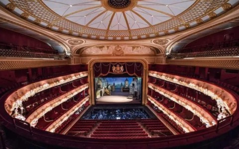 Nuove iniziative tra il Teatro della Toscana e il Teatro Metastasio per promuovere cultura e innovazione