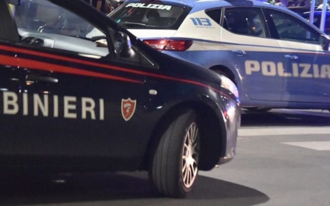 Prato, due adolescenti arrestati per rapina e aggressione