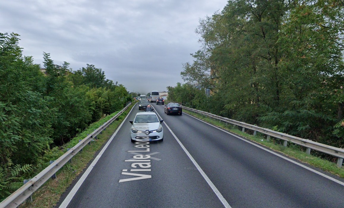 Disagi sulla Leonardo Da Vinci per la perdita di ghiaia da un camion