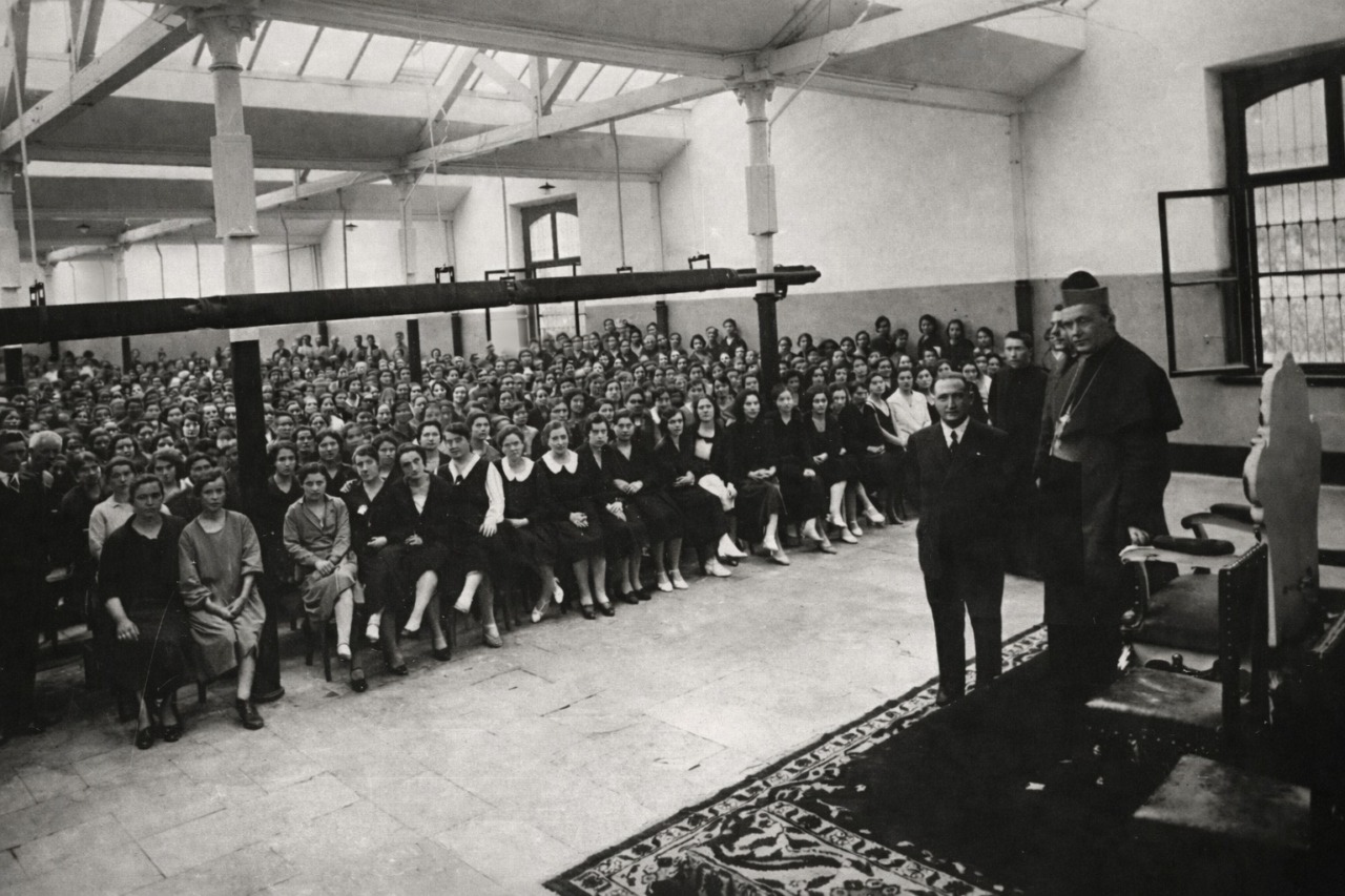 Ritorna la tradizione delle “messe nelle fabbriche” a Prato