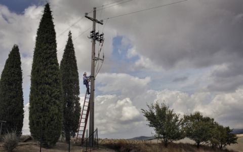 Inizio dei lavori di restyling della rete elettrica il 7 aprile