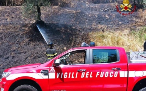 Scoperta discarica abusiva a Montemurlo: oltre 11mila tonnellate di rifiuti in un’area protetta